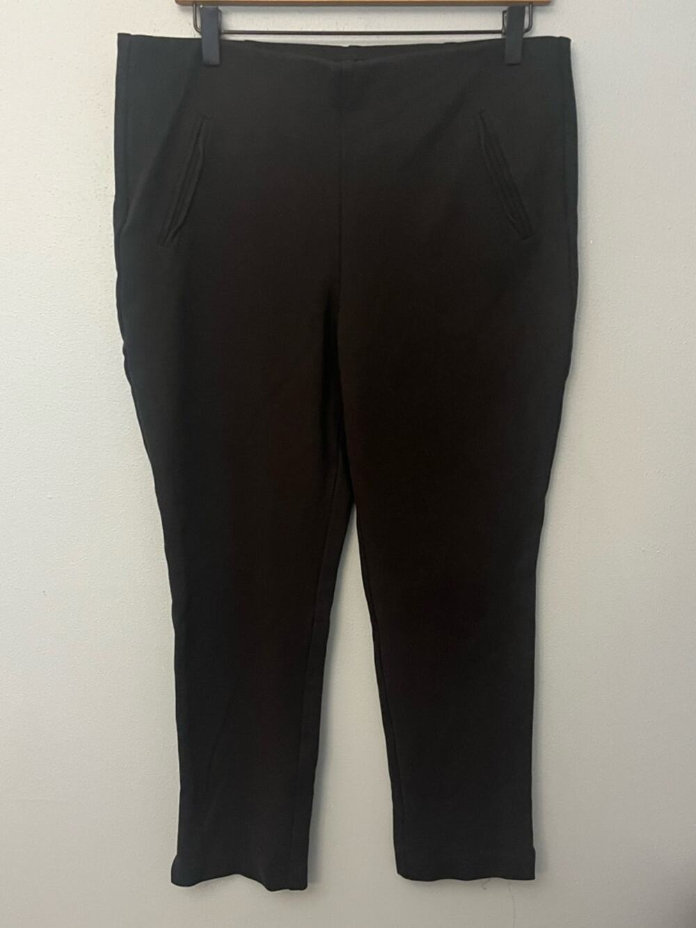 Chico's Ponte Knit Straight Leg Pants